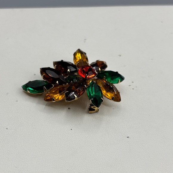 Elegant Vintage Multicolor Floral Brooch JP412 - Picture 3 of 9